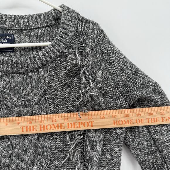 Abercrombie & Fitch Marl Gray Knit Fringe Front Sweater Size S Warm Y2K 90s - Picture 10 of 11
